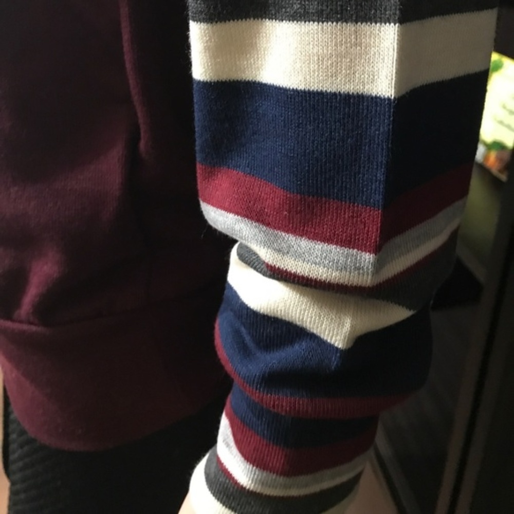 Faux Suede Duck Sweater - Picture 6 of 8